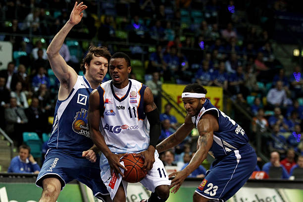 前难以发挥 前难以发挥