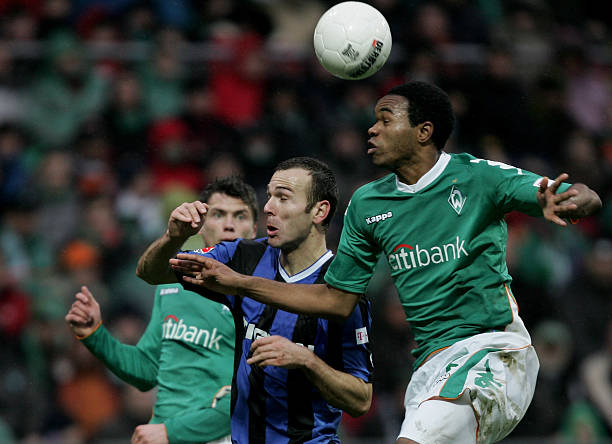 艰难时刻 艰难时刻