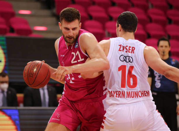 在这场比赛 在这场比赛