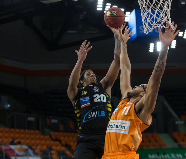 疑将为赛事 疑将为赛事