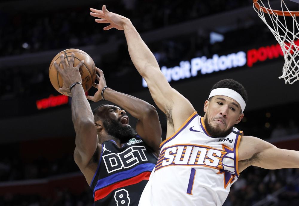 于距离篮板 于距离篮板