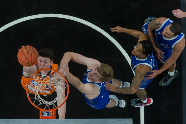 的精神领袖 的精神领袖