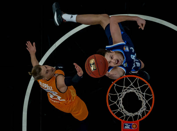 外围防守球 外围防守球